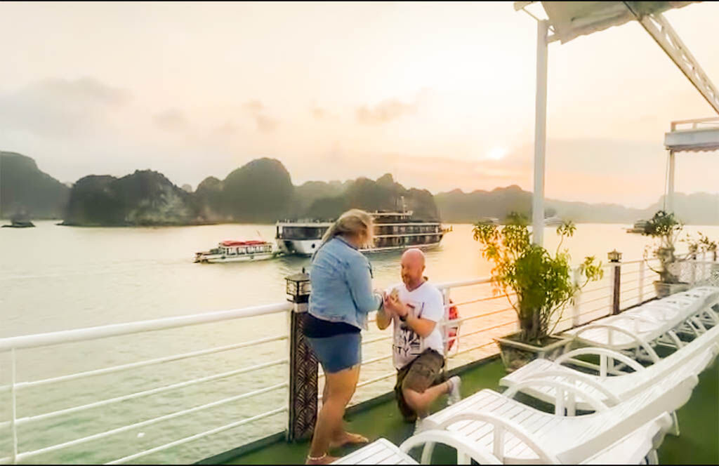 Create memories with Halong Bay Tours